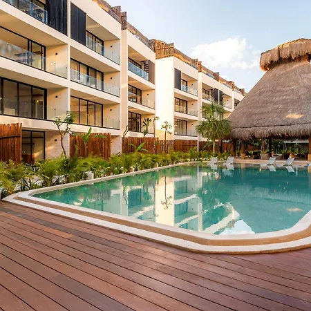 2Br Jungle View W Private Pool Gym Fast Wifi Apartment